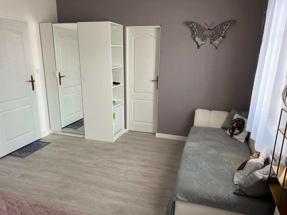 U Svateho Urbana Hotel Mikulov Bagian luar foto