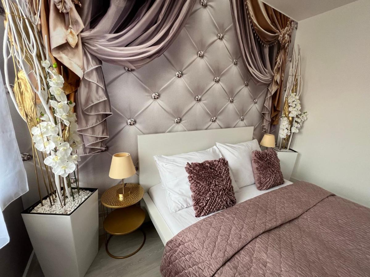 U Svateho Urbana Hotel Mikulov Bagian luar foto