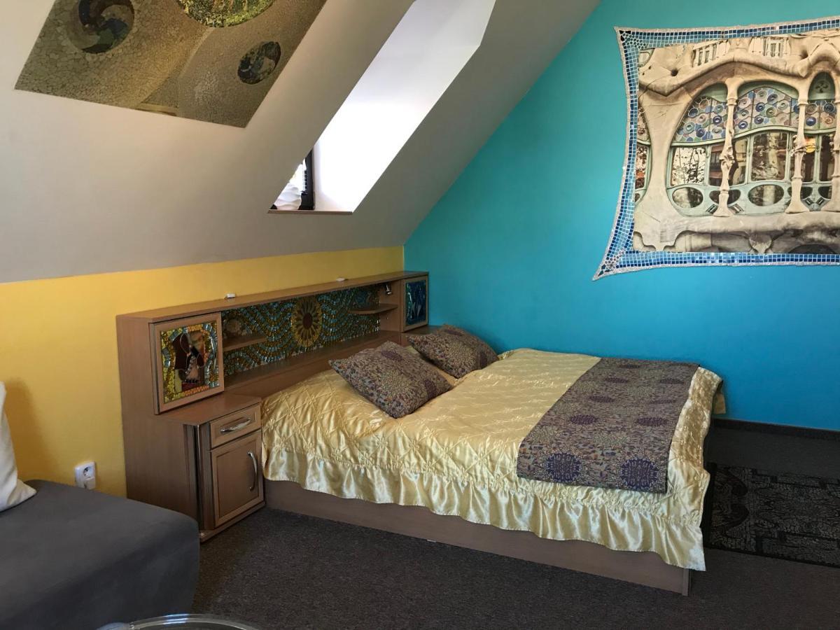 U Svateho Urbana Hotel Mikulov Bagian luar foto
